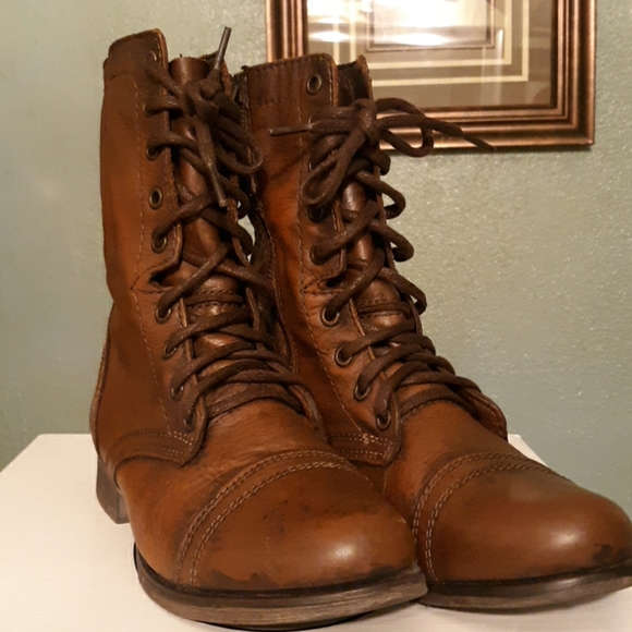 Steve Madden Shoes - Steve Madden ....Boots